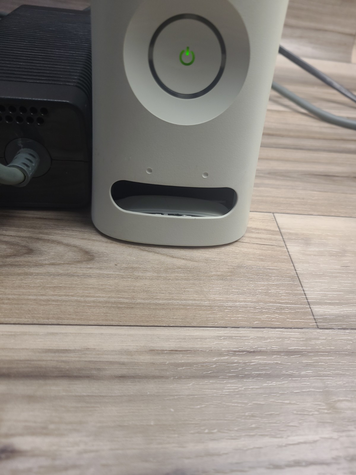 Microsoft Xbox 360 White Console Only – Working – W/ Power Supply And A/V Chord