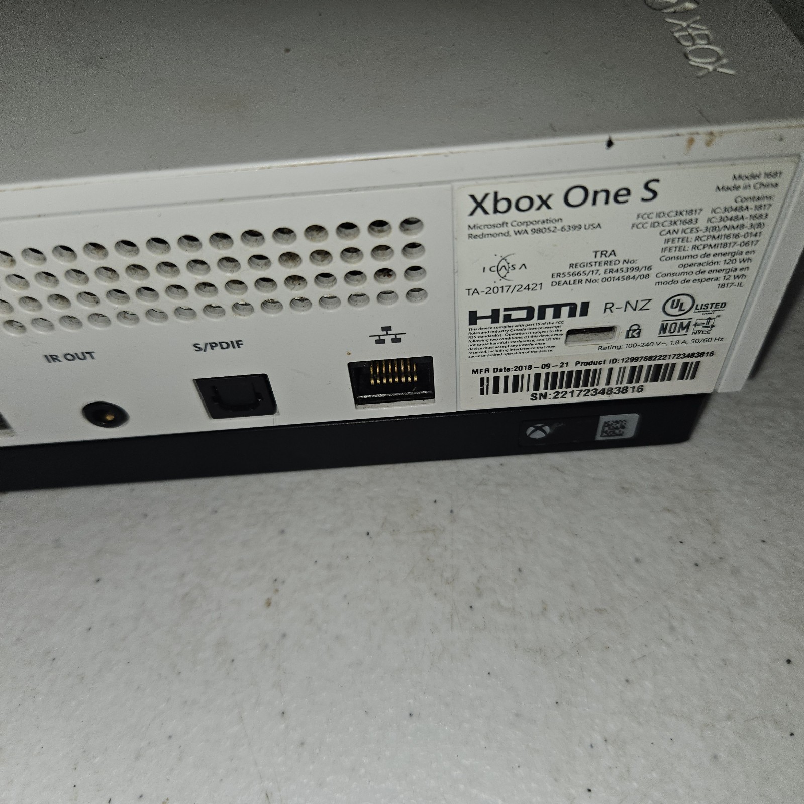 1681 Microsoft Xbox One Bundle Dark Souls Trilogy Halo Master Chief Collection