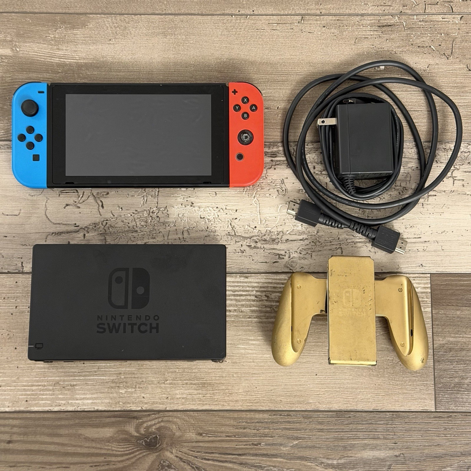 Nintendo Switch Console Blue Red Joy-Con HAC-001(-01) w/ Dock Tested Working!!!