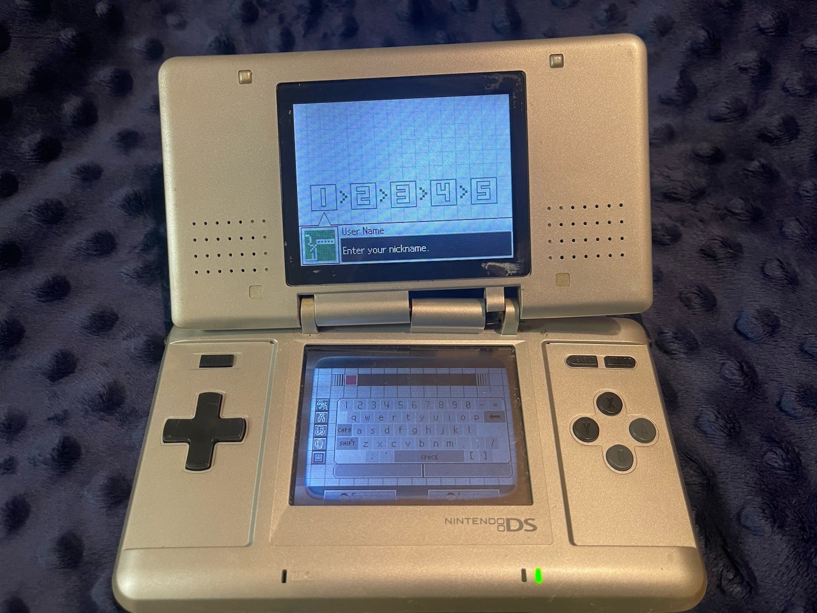 Nintendo DS Original NTR-001 Console – Silver – Broken Hinge Powers On Reset