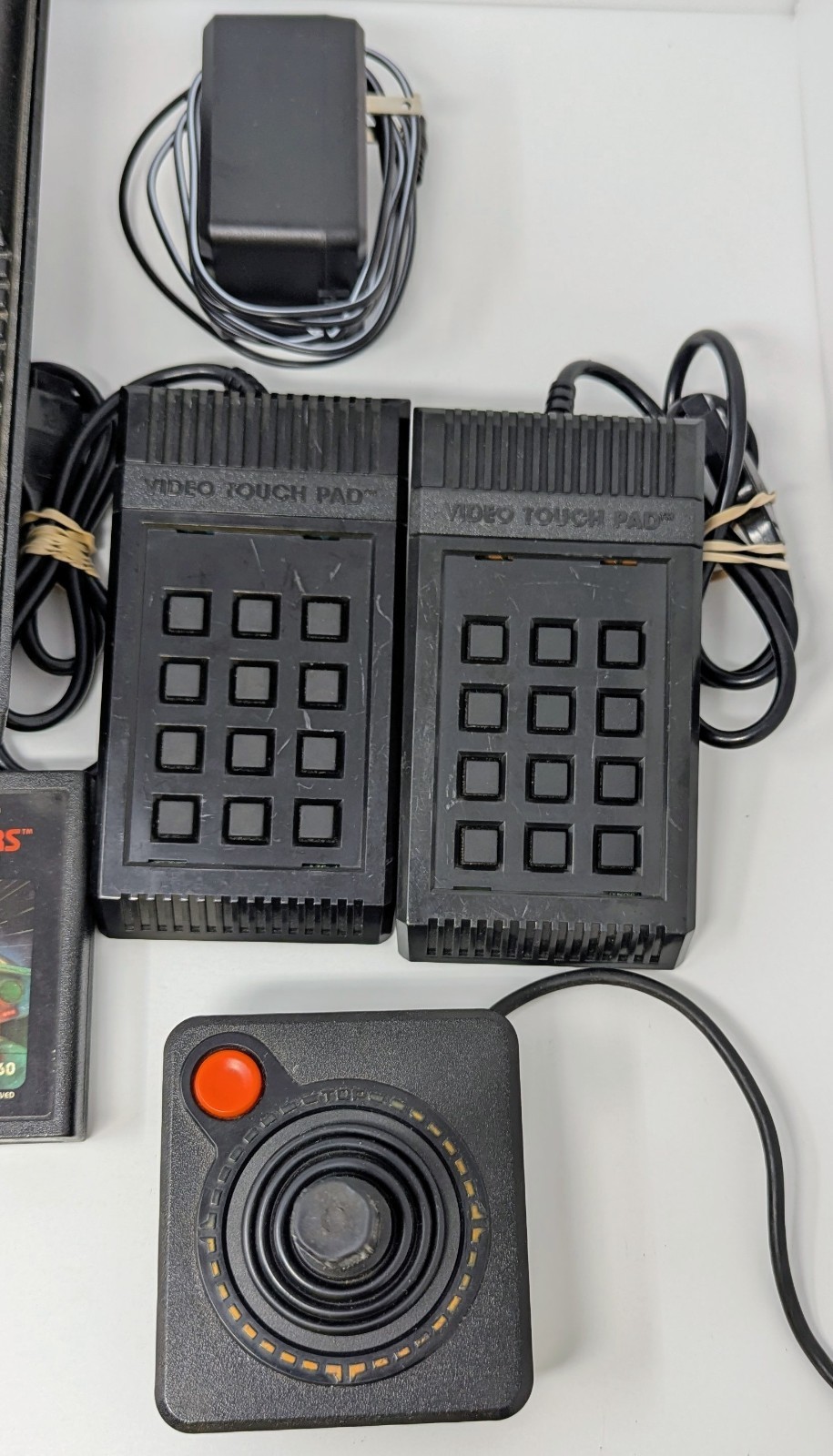 Atari 2600 Light Sixer Console Bundle w/ 5 Games – Jr. Pac-Man & More – Tested!