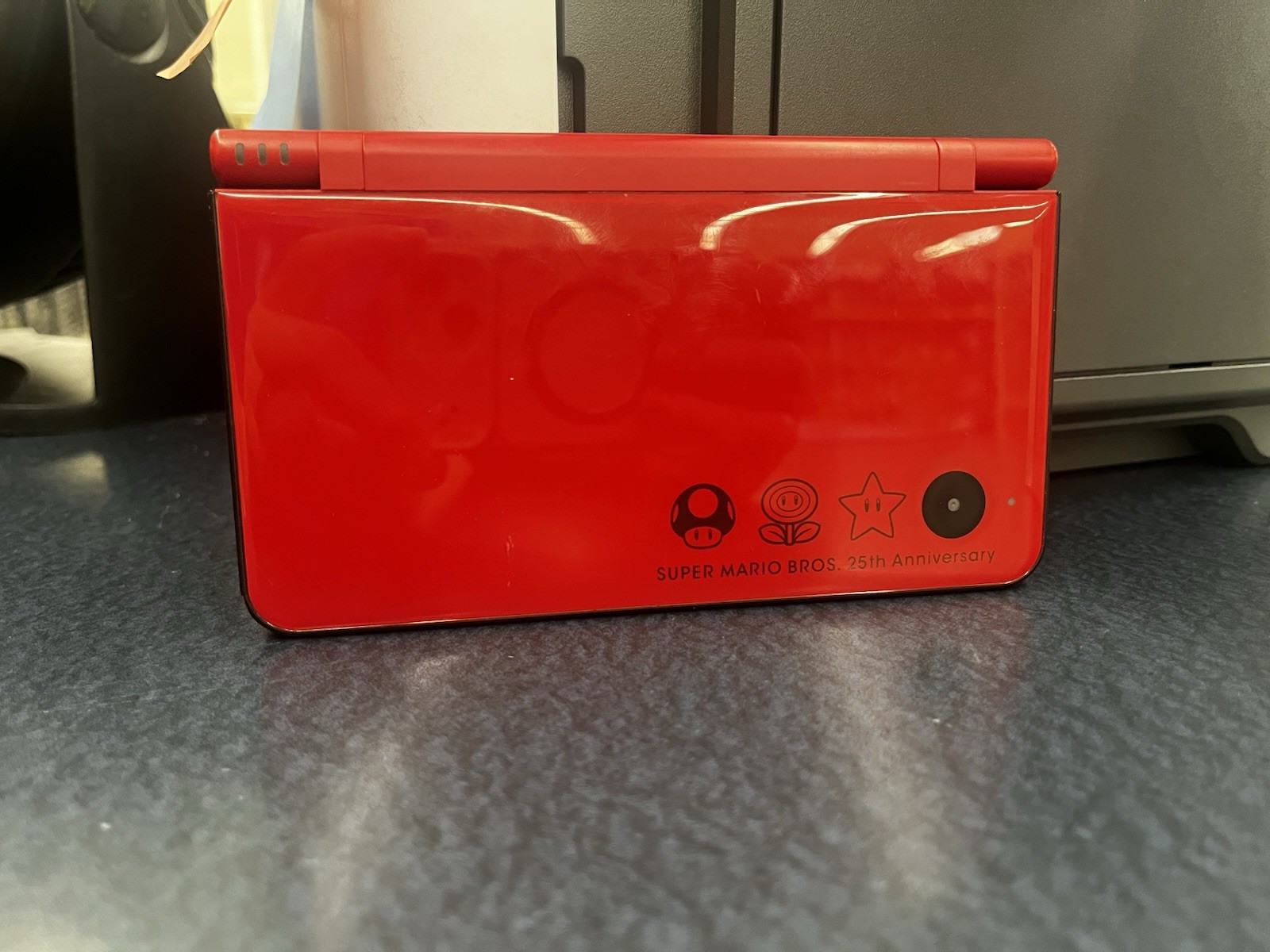 Nintendo DSi XL Super Mario Bros 25th Anniversary Red/Black Touchscreen NTSC-U/C