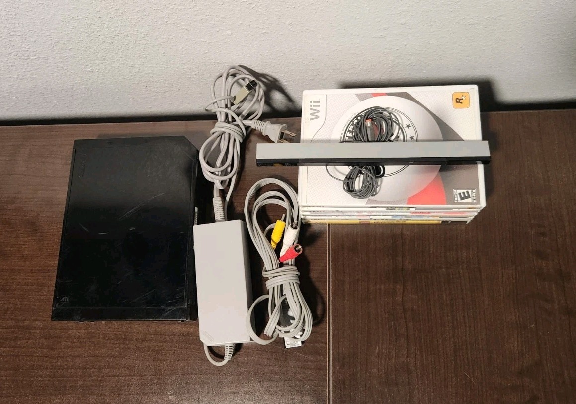 Nintendo Wii RVL-101 (USA) Black Console Bundle – Tested & Working