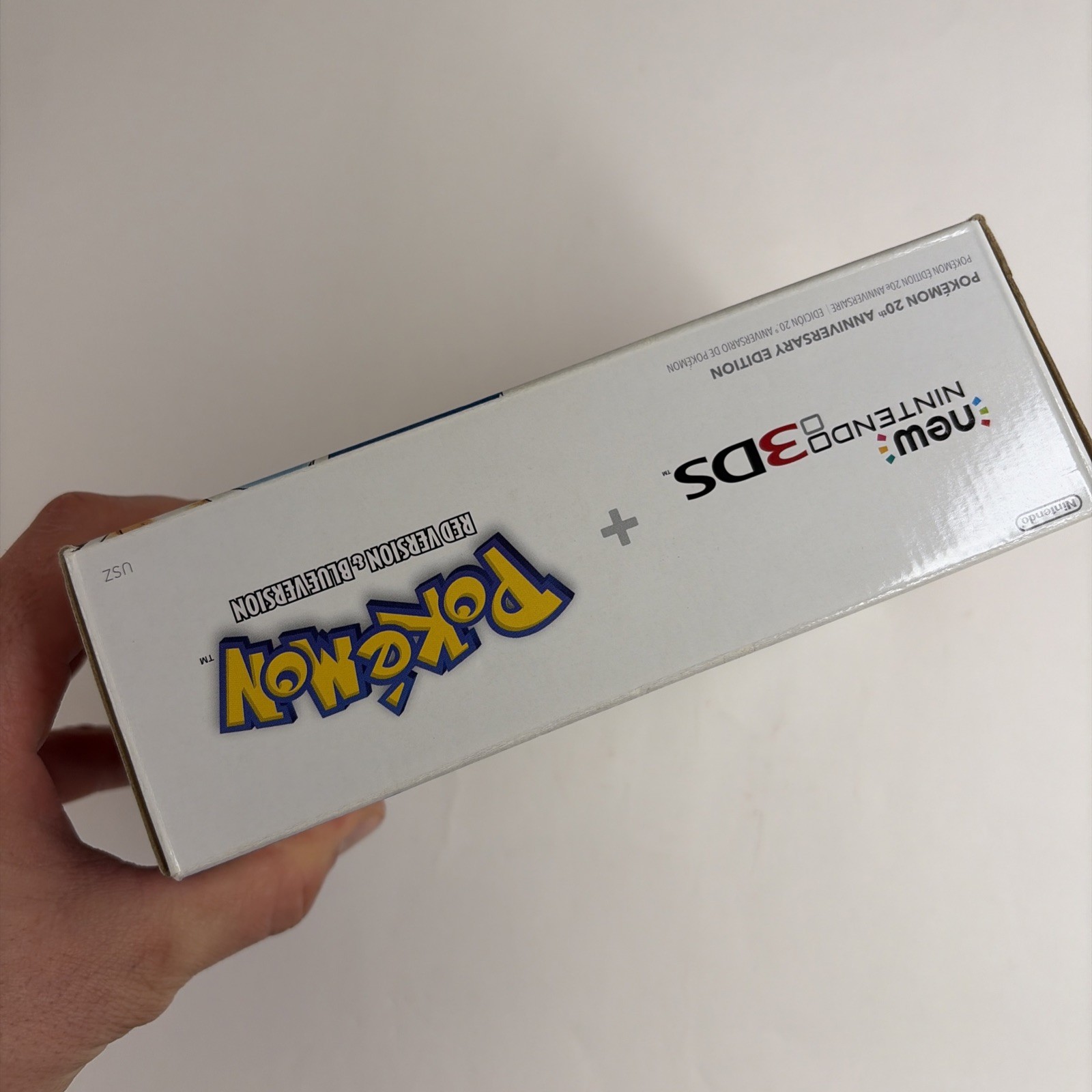 New Nintendo 3DS Pokemon 20th Anniversary Edition System Manual CIB plates