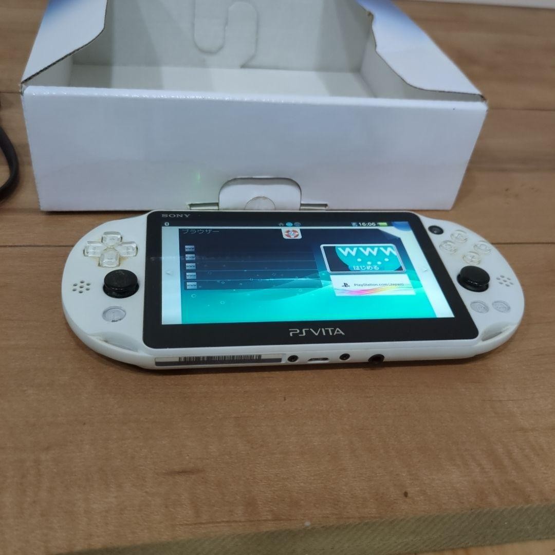 Excellent SONY PS Vita PCH-2000 Console White Tested