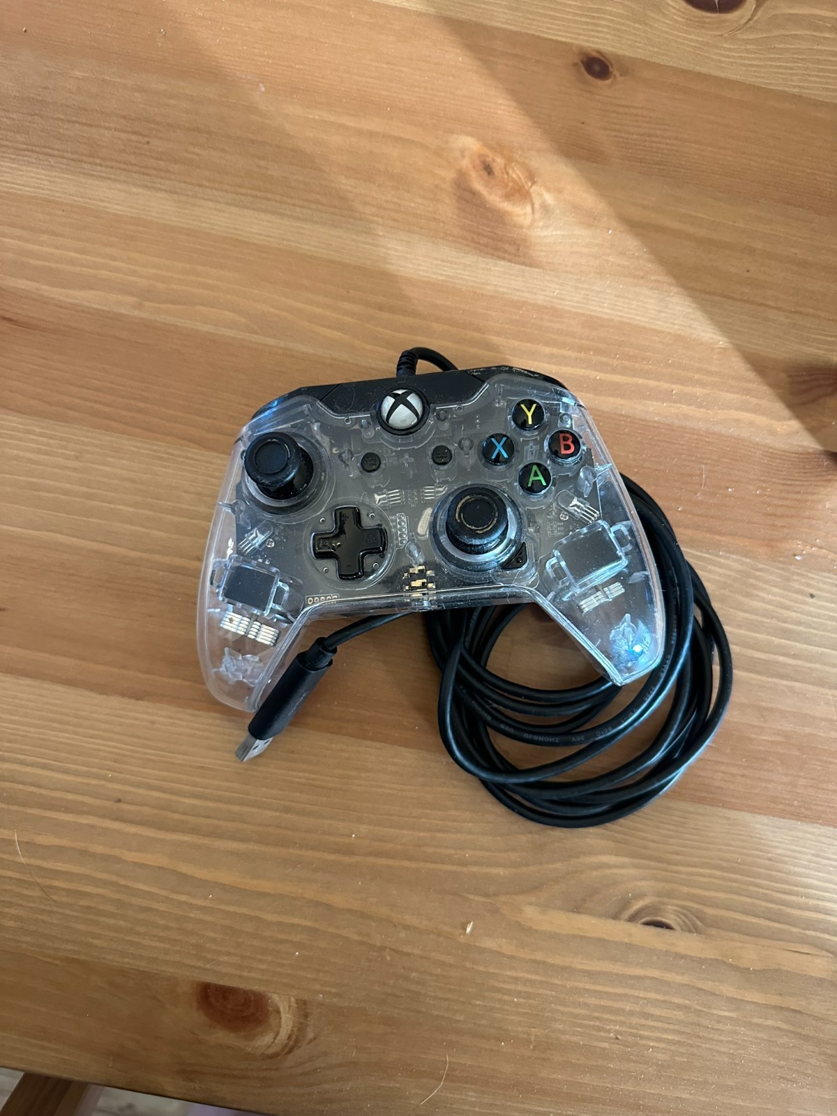 Xbox One Halo 5: Guardians Limited Edition 1TB (TESTED + wired controller)