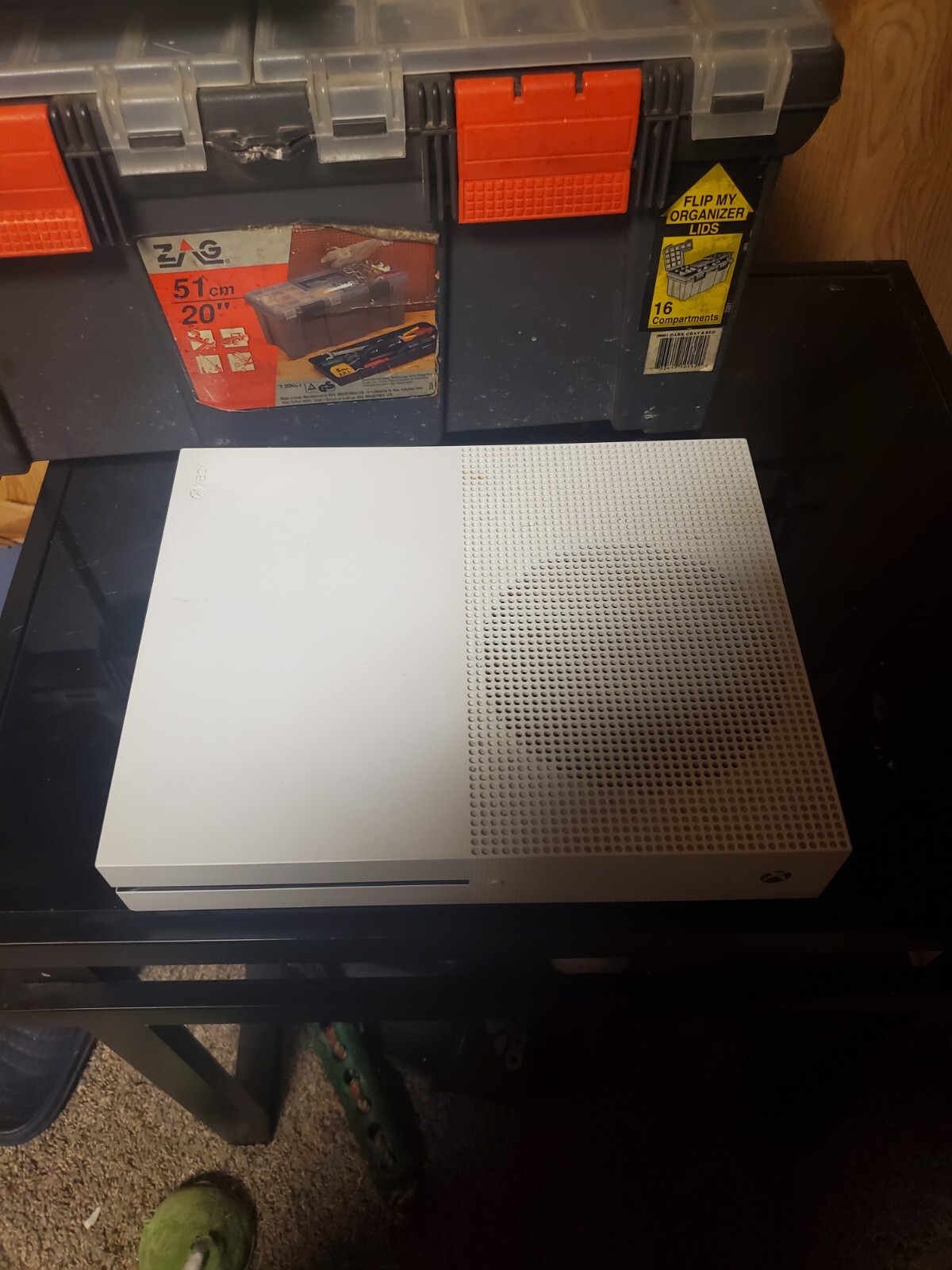 Xbox One S 1TB and 500gb consoles