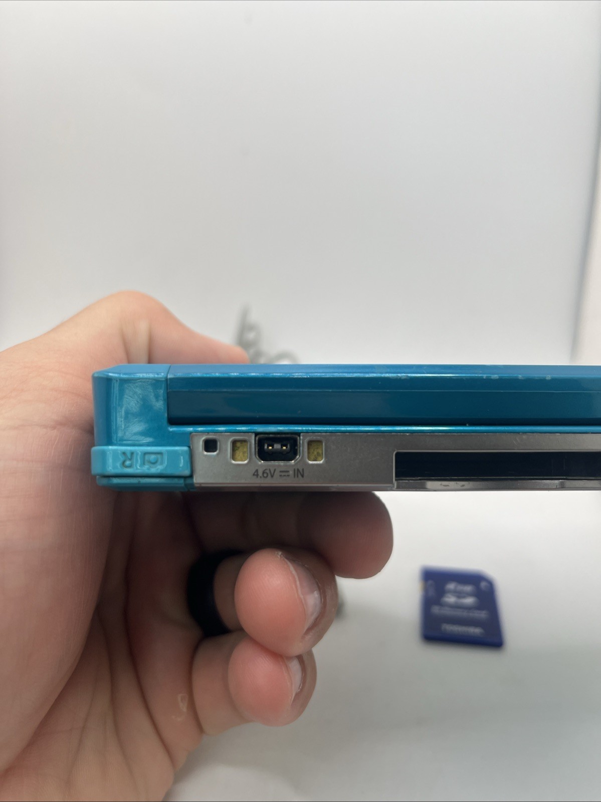 Nintendo 3DS Handheld System – Aqua Blue