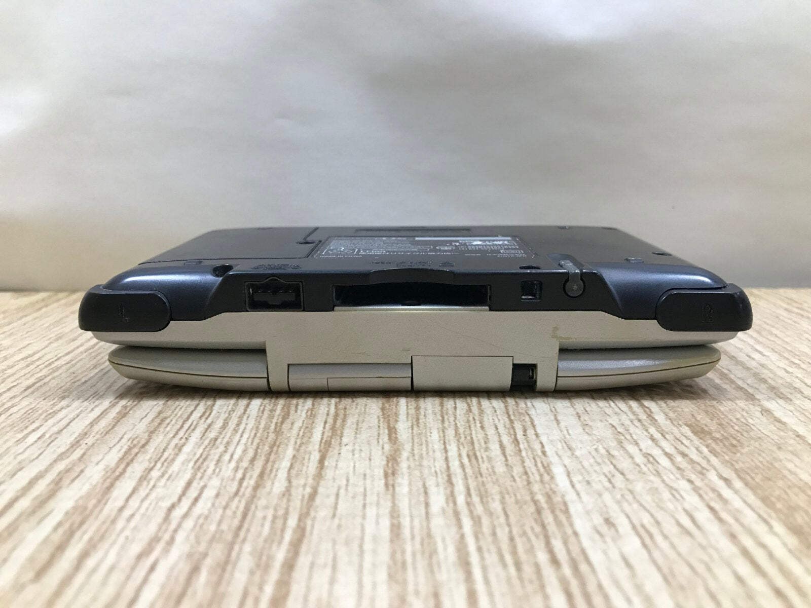 Nintendo DS Platinum Silver Console Nintendo Japan – With Defects LH1100