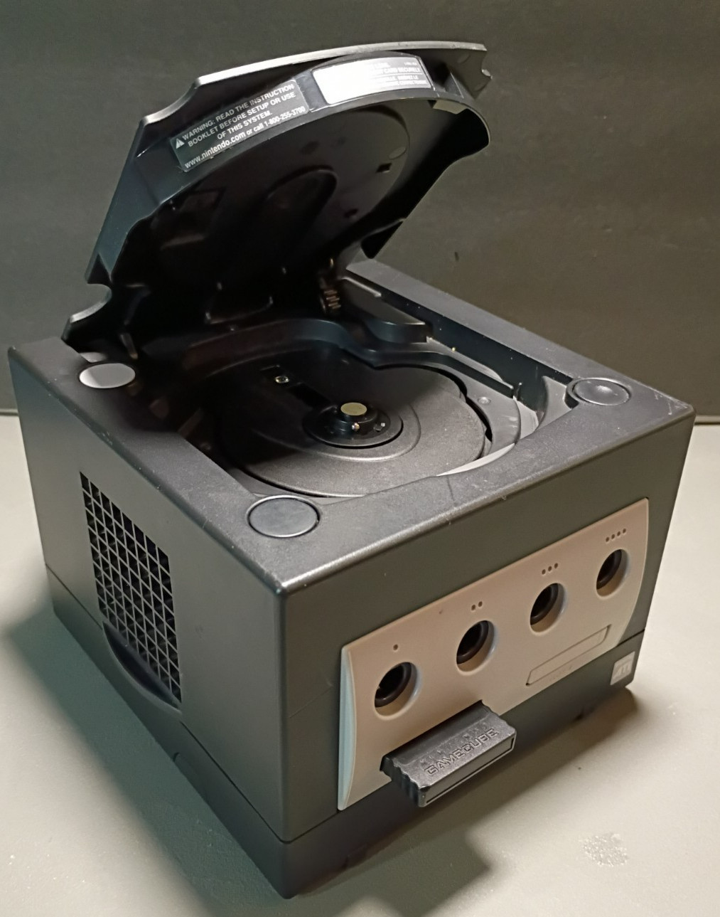 Nintendo GameCube Console Bundle 13 Games 2 Controllers + Accessories