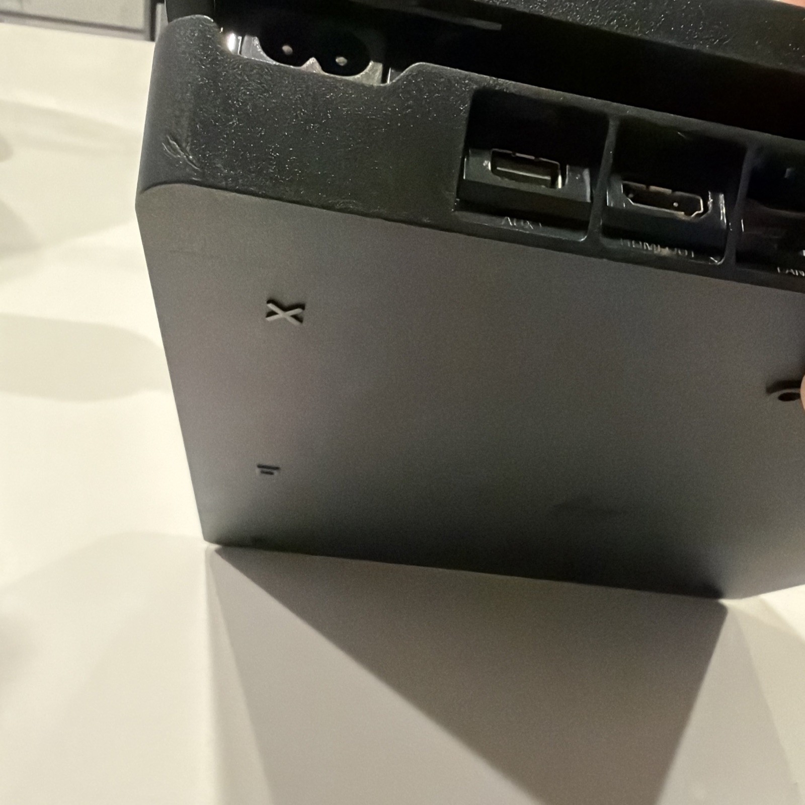Sony PlayStation 4 Slim 1TB Console – Low Firmware 10.00