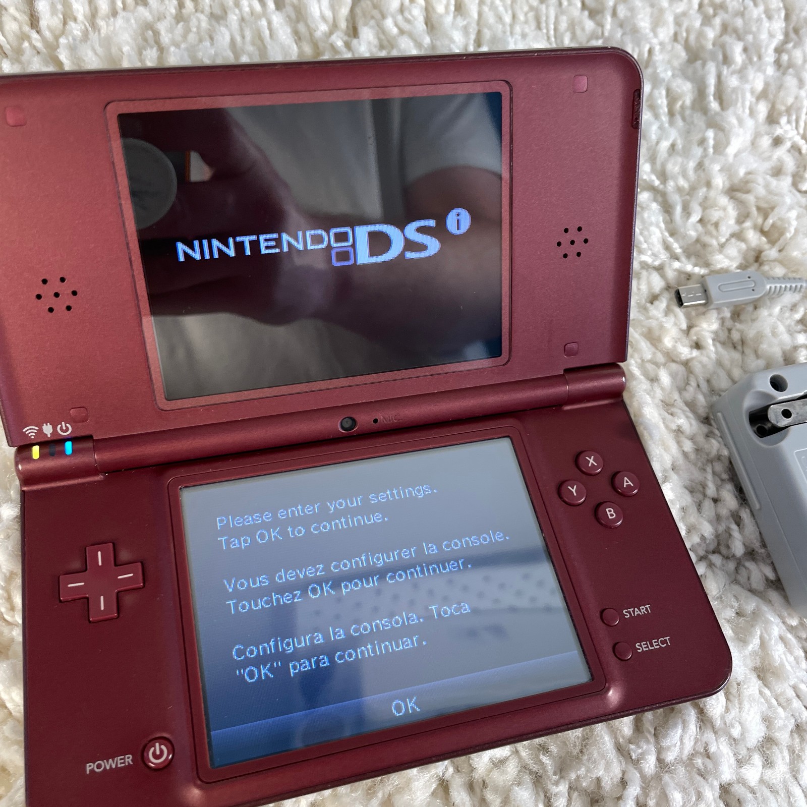 Nintendo DSi XL Red Burgundy Handheld Console System UTL-001 Tested