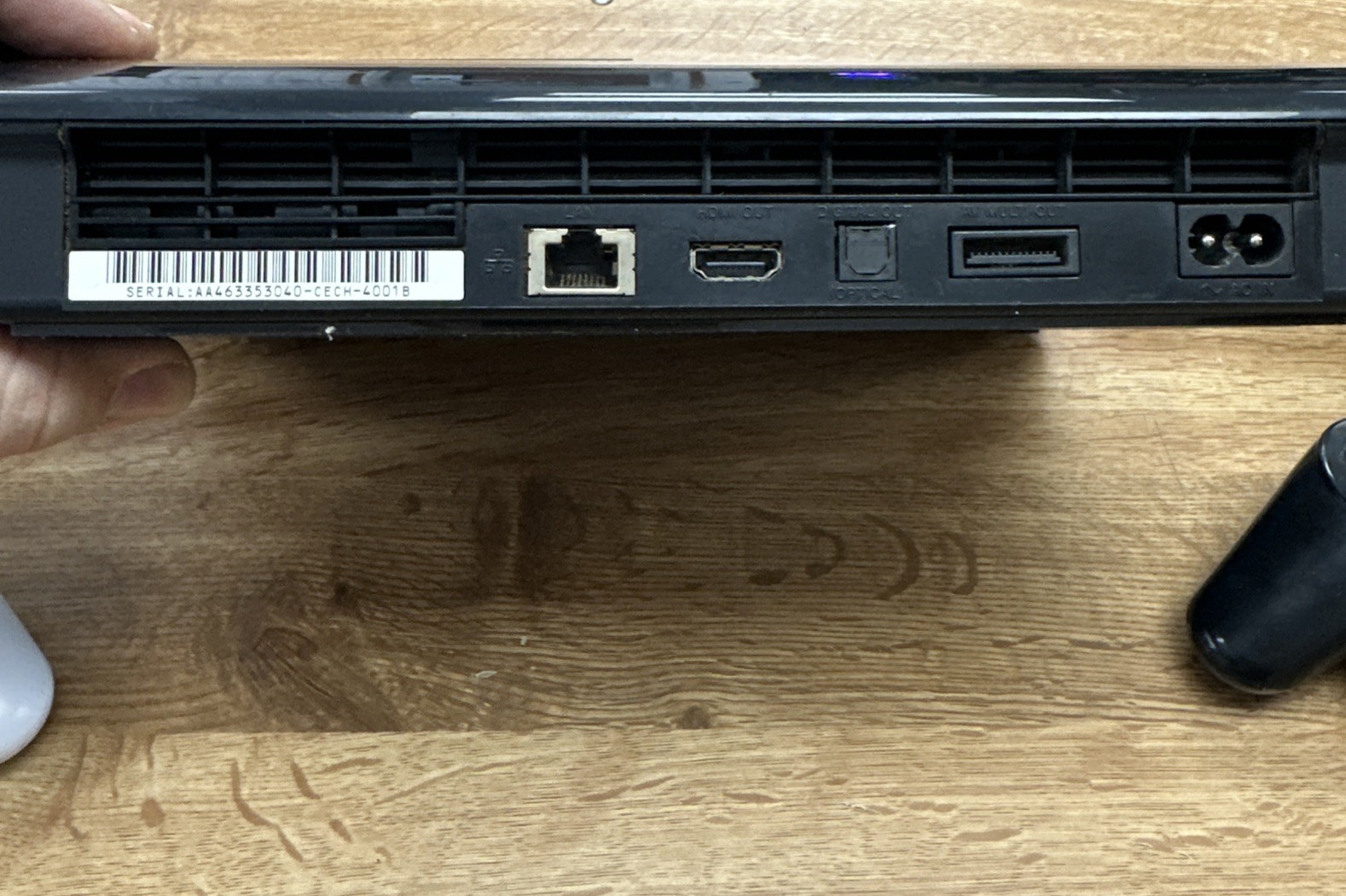 PlayStation 3 250GB W/ 4 Controllers *WORKS BUT DOESNT READ DISKS*& power supply