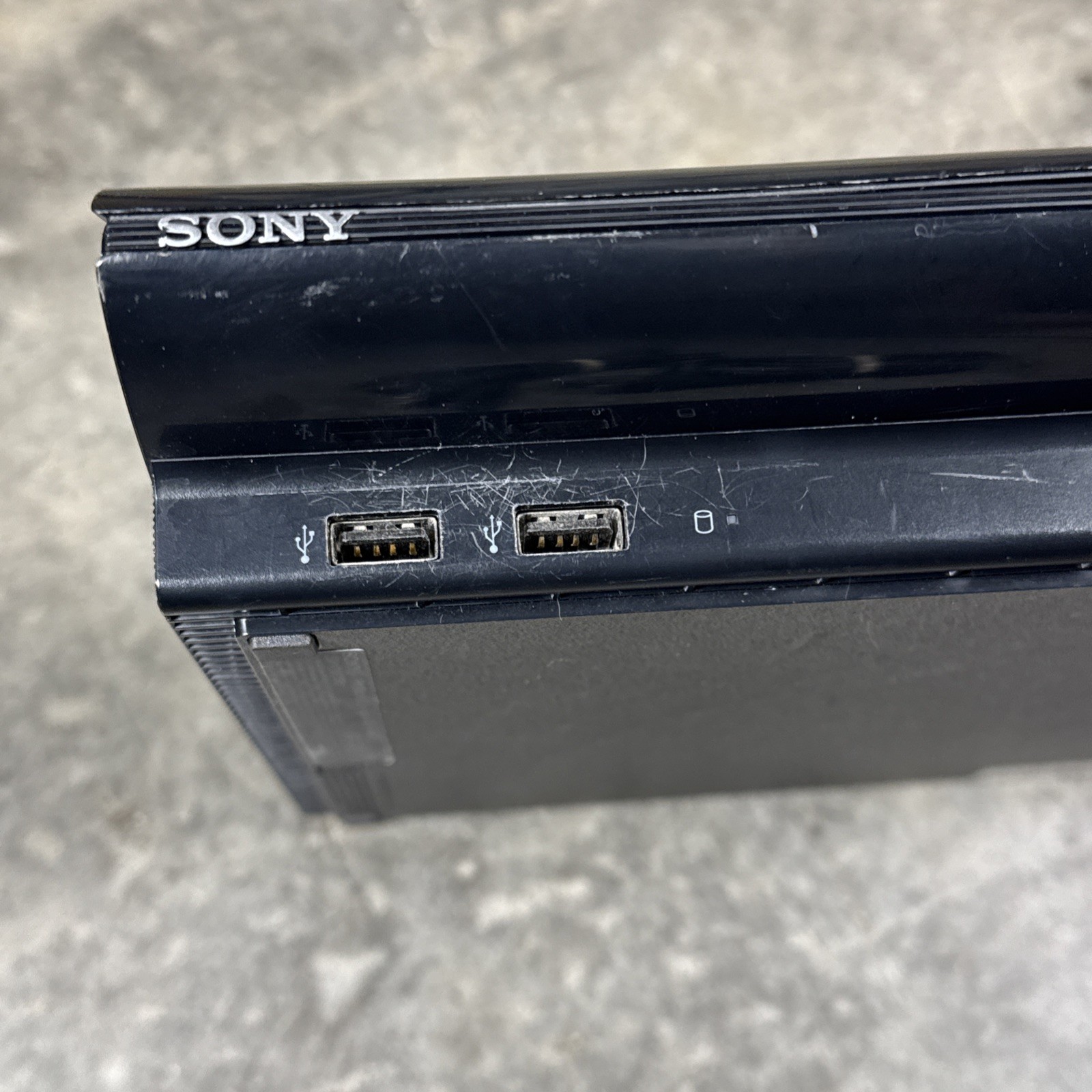 Sony PlayStation 3 PS3 Super Slim 250GB Console (CECH-4001B) w/ Cables Tested