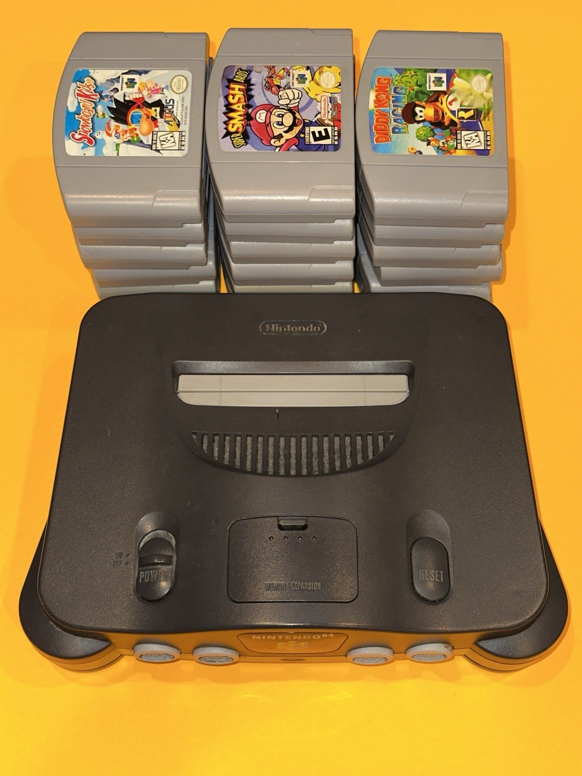 Nintendo 64 Black Console N64 w/Accessories + 18 RARE Game Cartridges FLAW READ