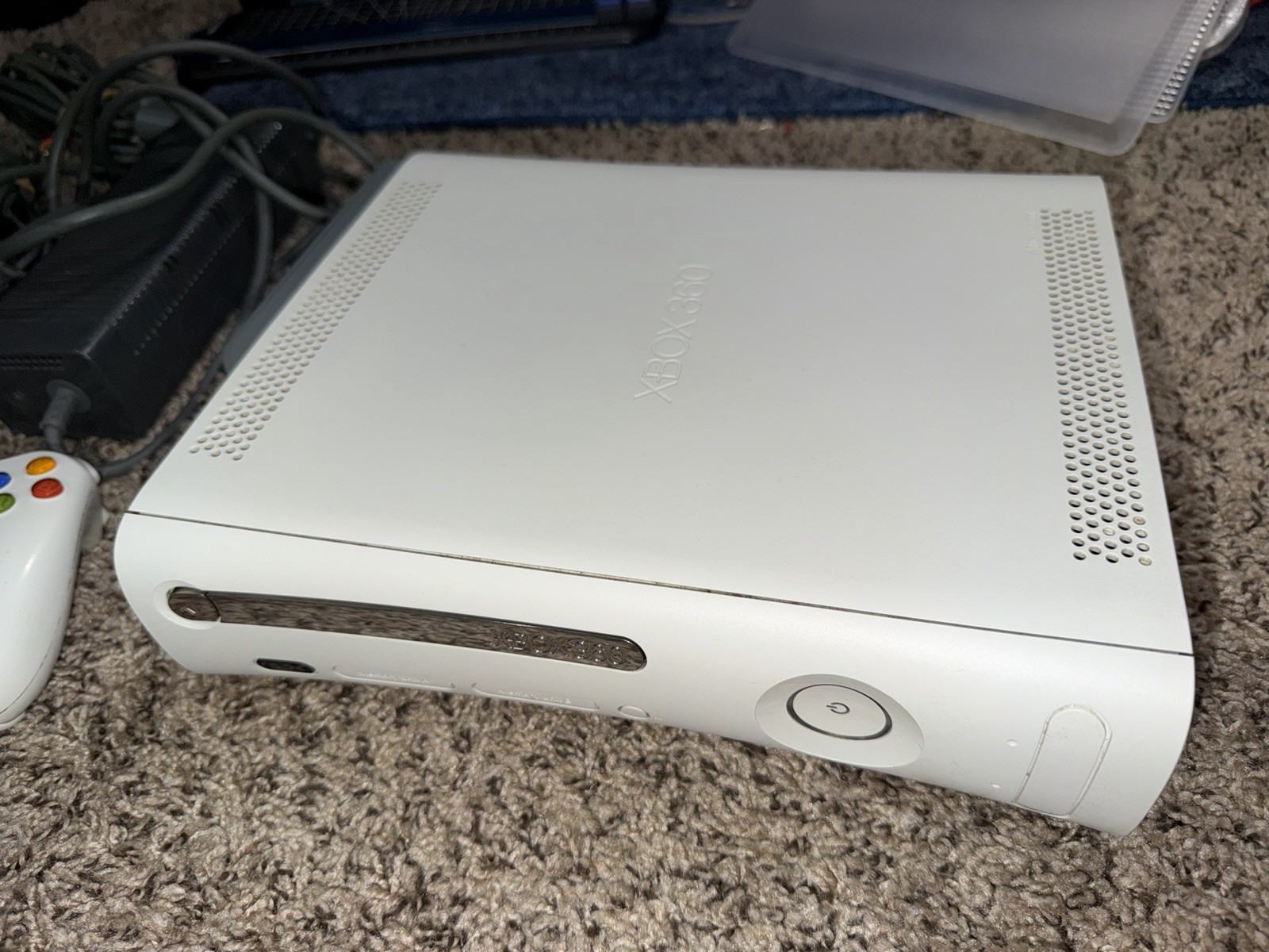 Microsoft Xbox 360 Pro System Bundle 60GB White Console