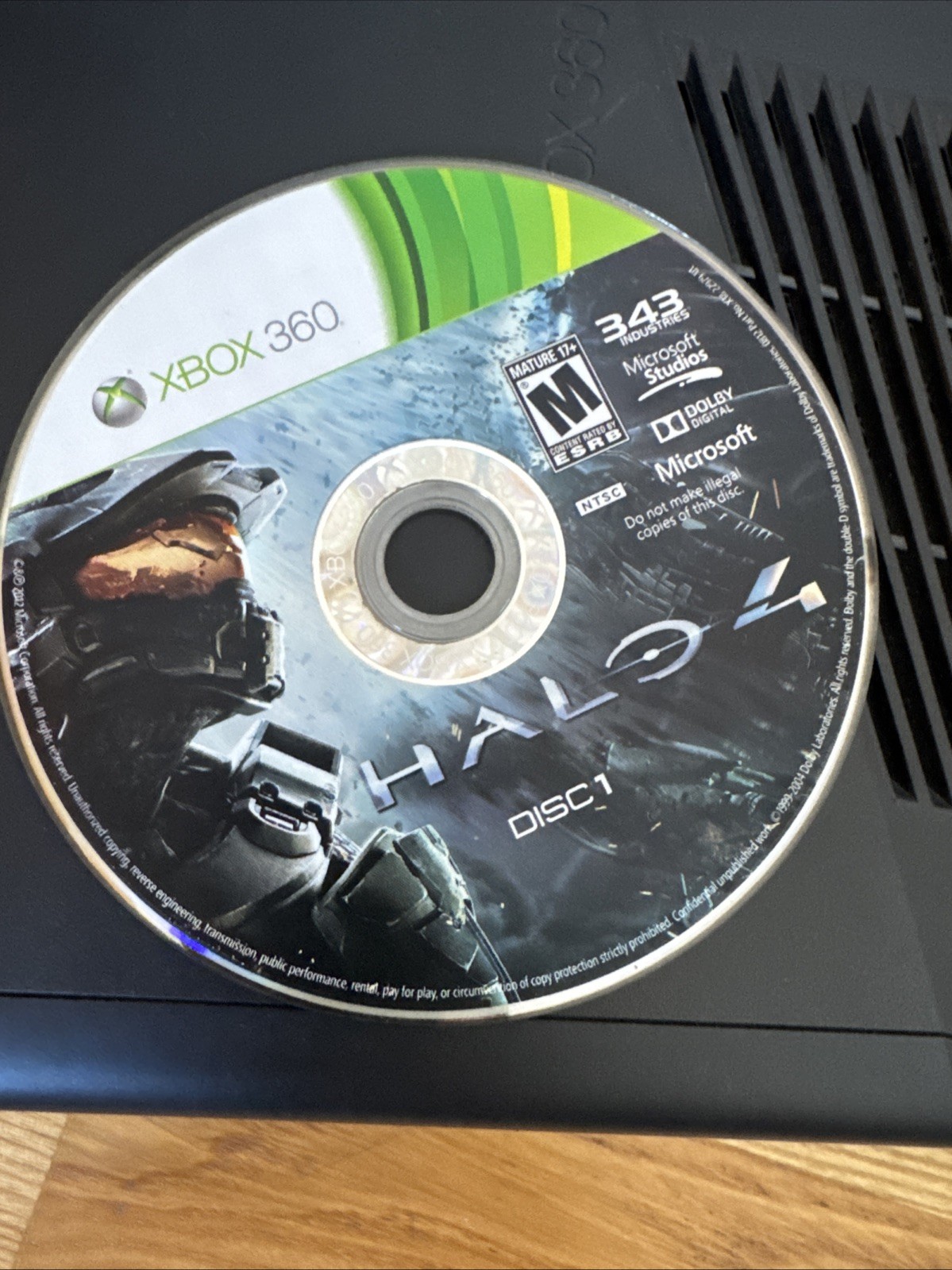 XBOX 360 S 250GB 1439 Model w/ Cables, Power Cord And Halo 4 Game