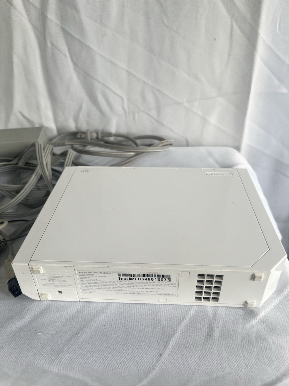Nintendo Wii Tested and working NTSC-U/C w Remote, Nunchuk, Cables complete