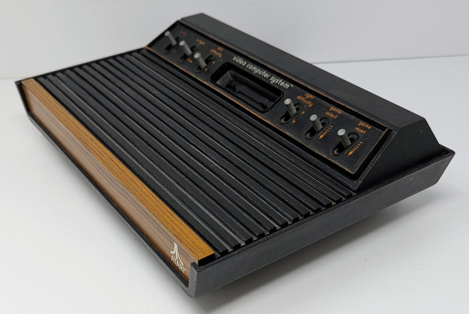 Atari 2600 Light Sixer Console Bundle w/ 5 Games – Jr. Pac-Man & More – Tested!