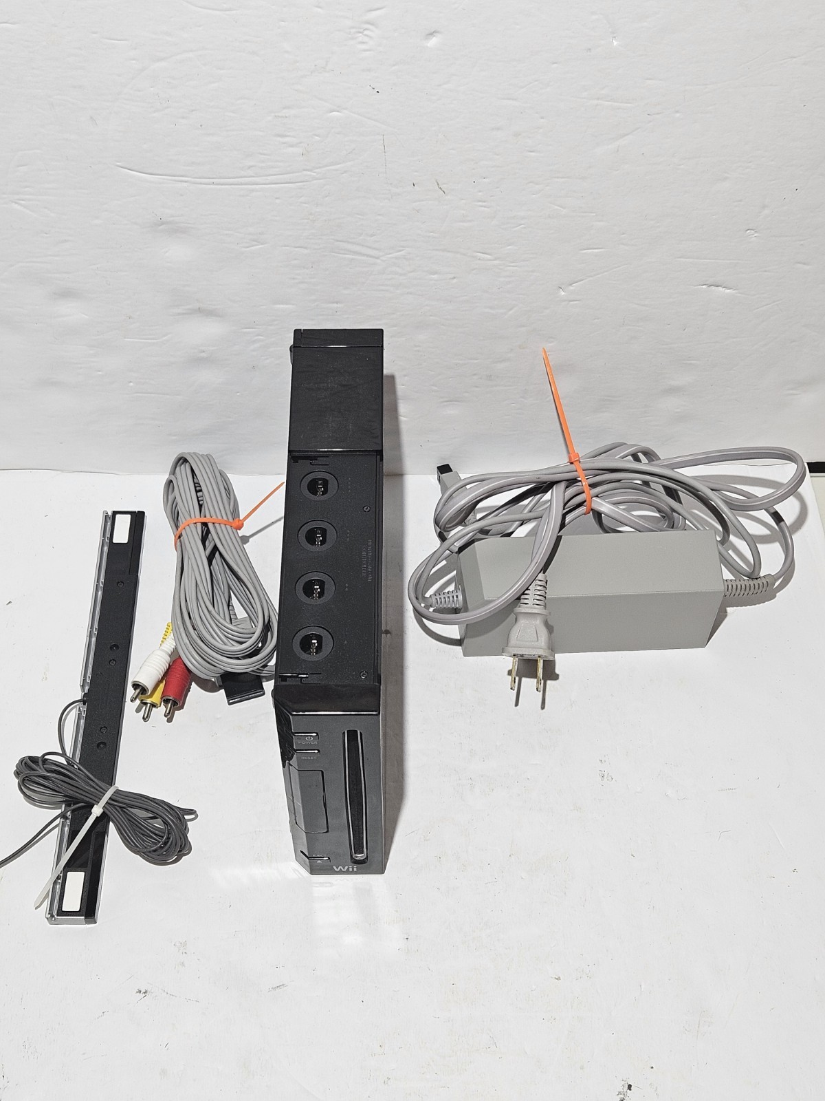 Nintendo Wii RVL-001 USA Video Game Console Black Tested Power Supply AV Sensor