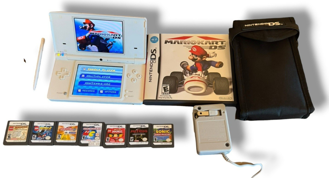 Nintendo DSi glacier white console w/ charger case 8 games 2gb memory card