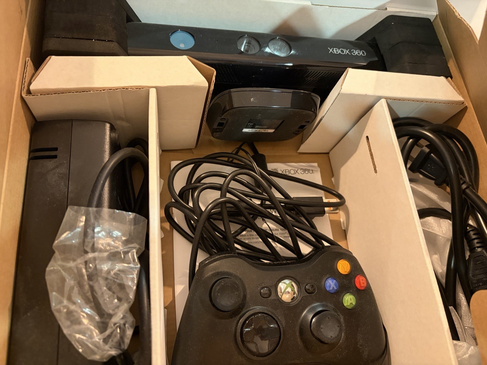 Xbox 360 Kinect Bundle 250GB / Original Package / Additional Controller / Games