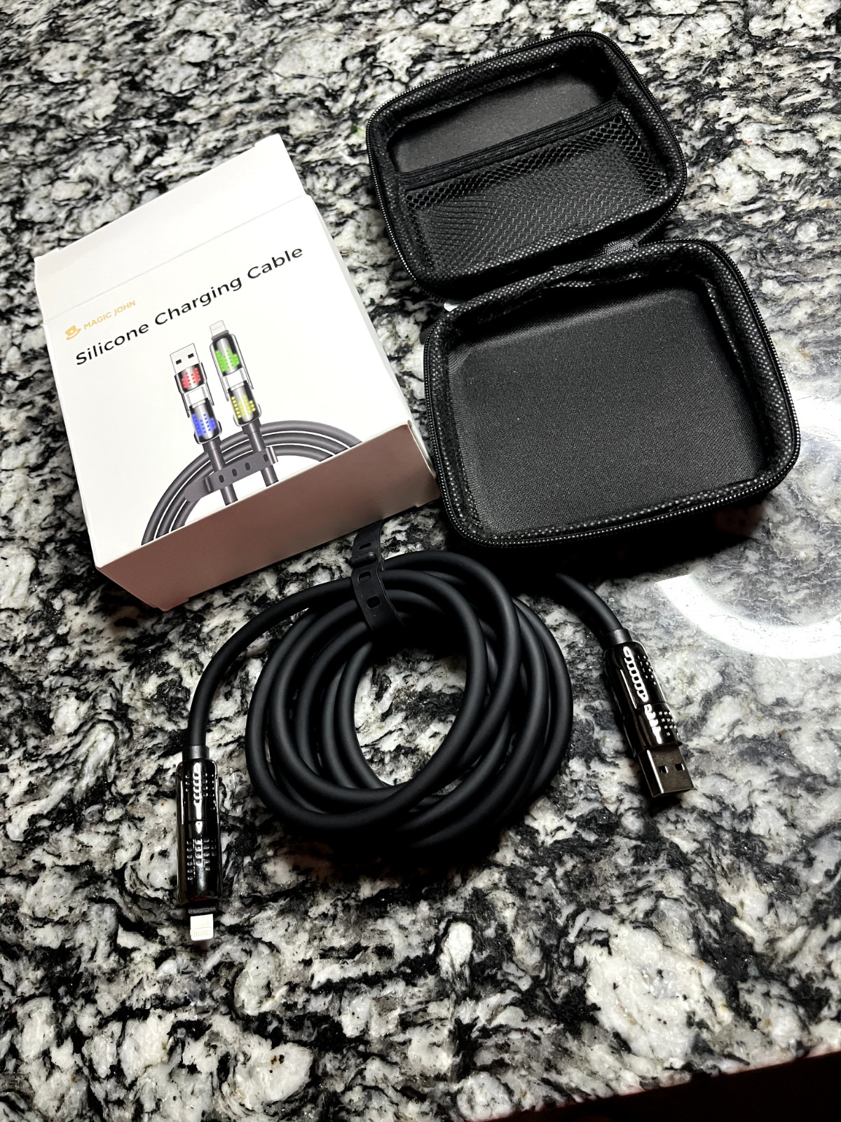 MAGIC JOHN 4-in-1 USB C Cable 1.2M Silicone PD3.1 Fast Charging 240W 480Mbps