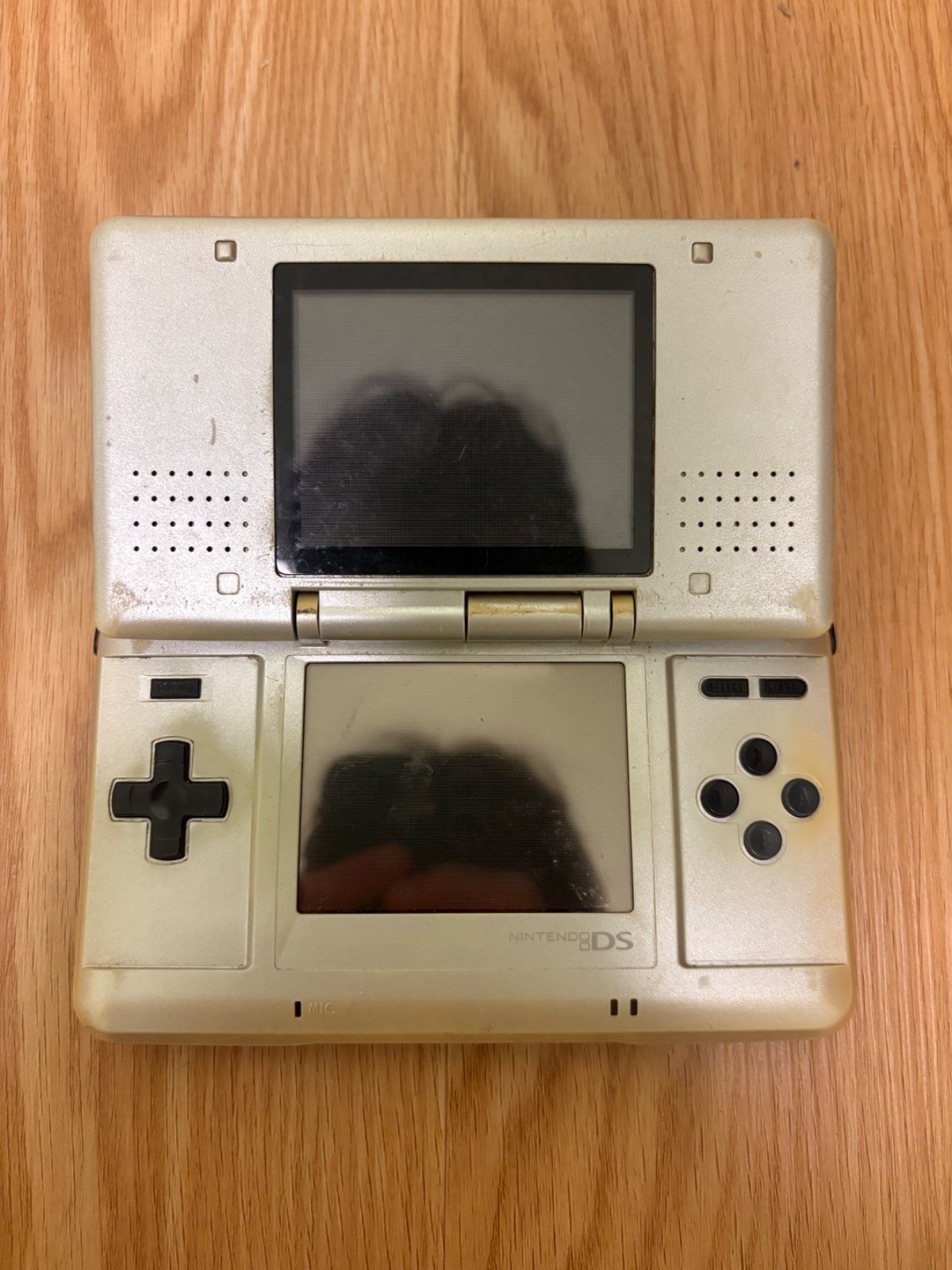 Nintendo DS Silver Handheld System – Good Condition! – TESTED AND WORKING