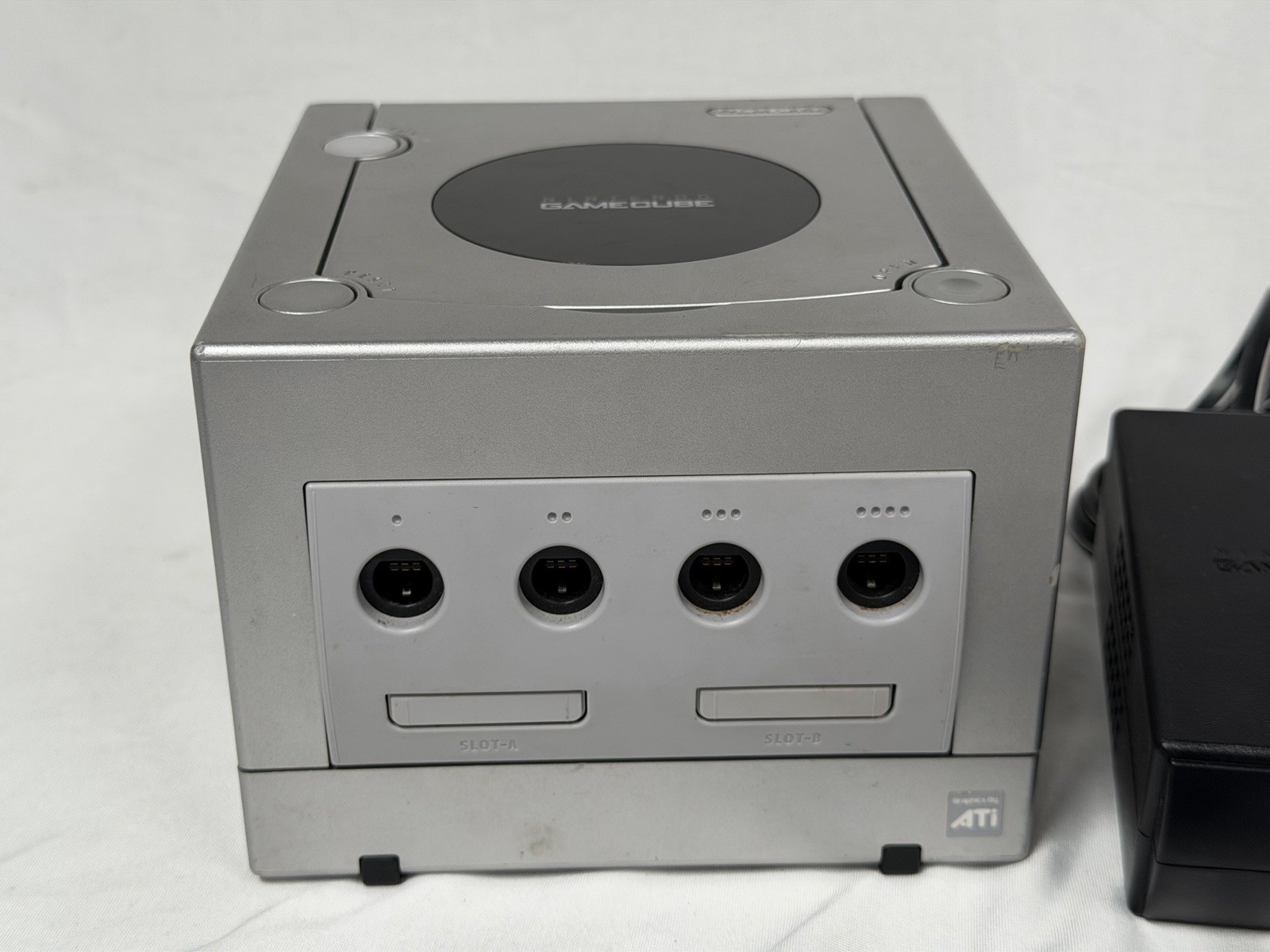Nintendo GameCube Console Platinum Silver Console w/ Controller DOL-001 USA