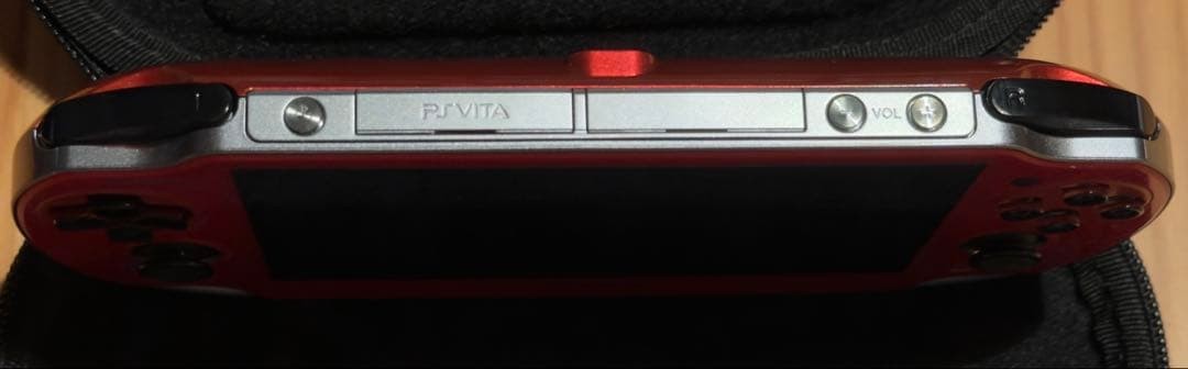 PSVITA PCH 1000 Cosmic Red