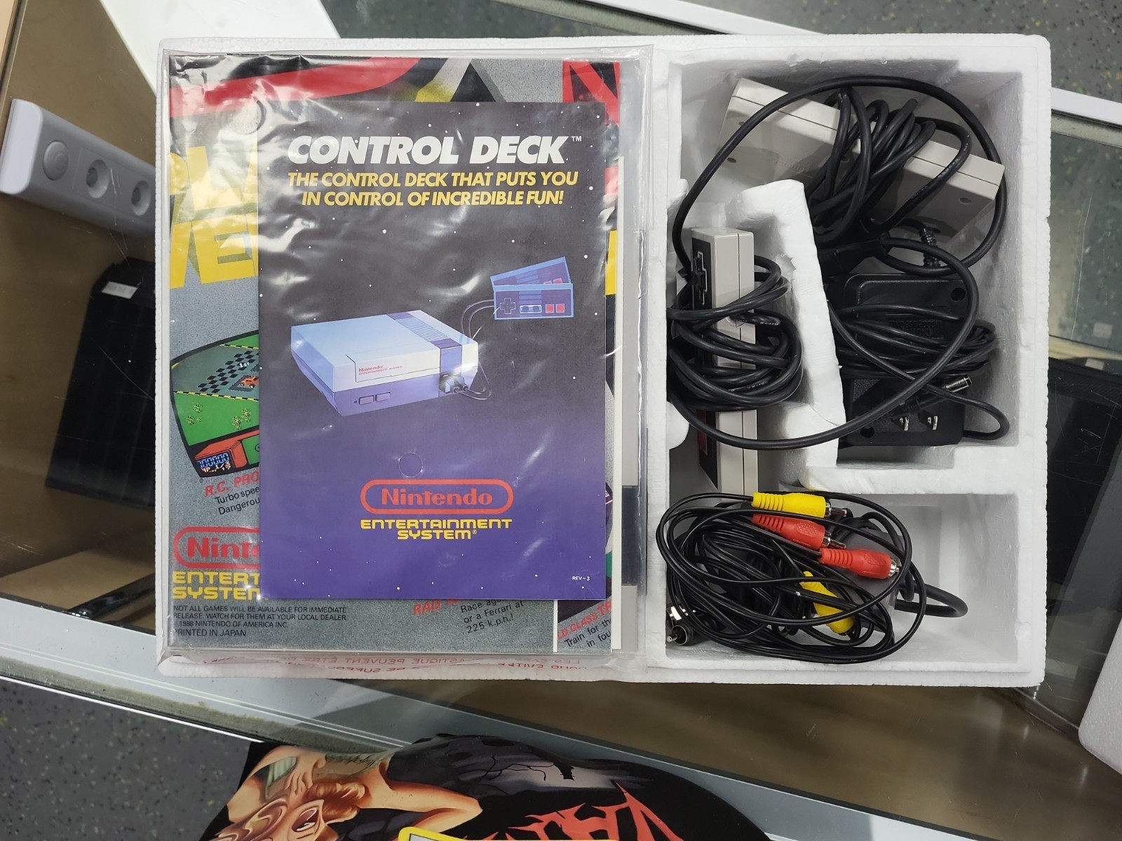 Nintendo NES Control Deck COMPLETE System In Box CIB