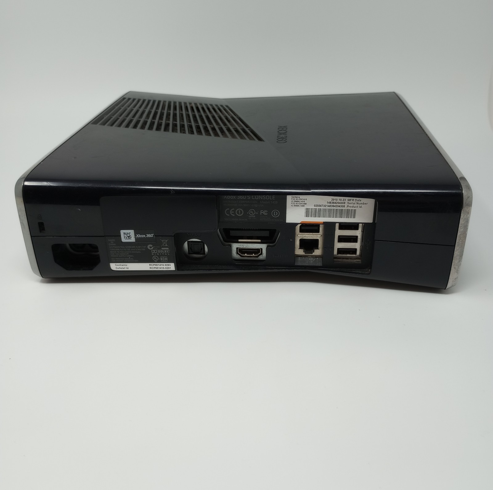 Xbox 360 S (1439) Console, Controller, Cables, & More Periodic Red Ring Issue