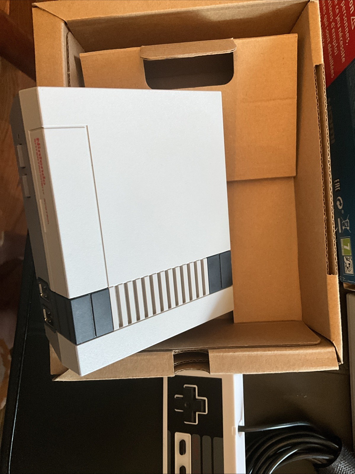 Nintendo Mini Classic Edition Console 30 built-in Games – Open Box X Controller
