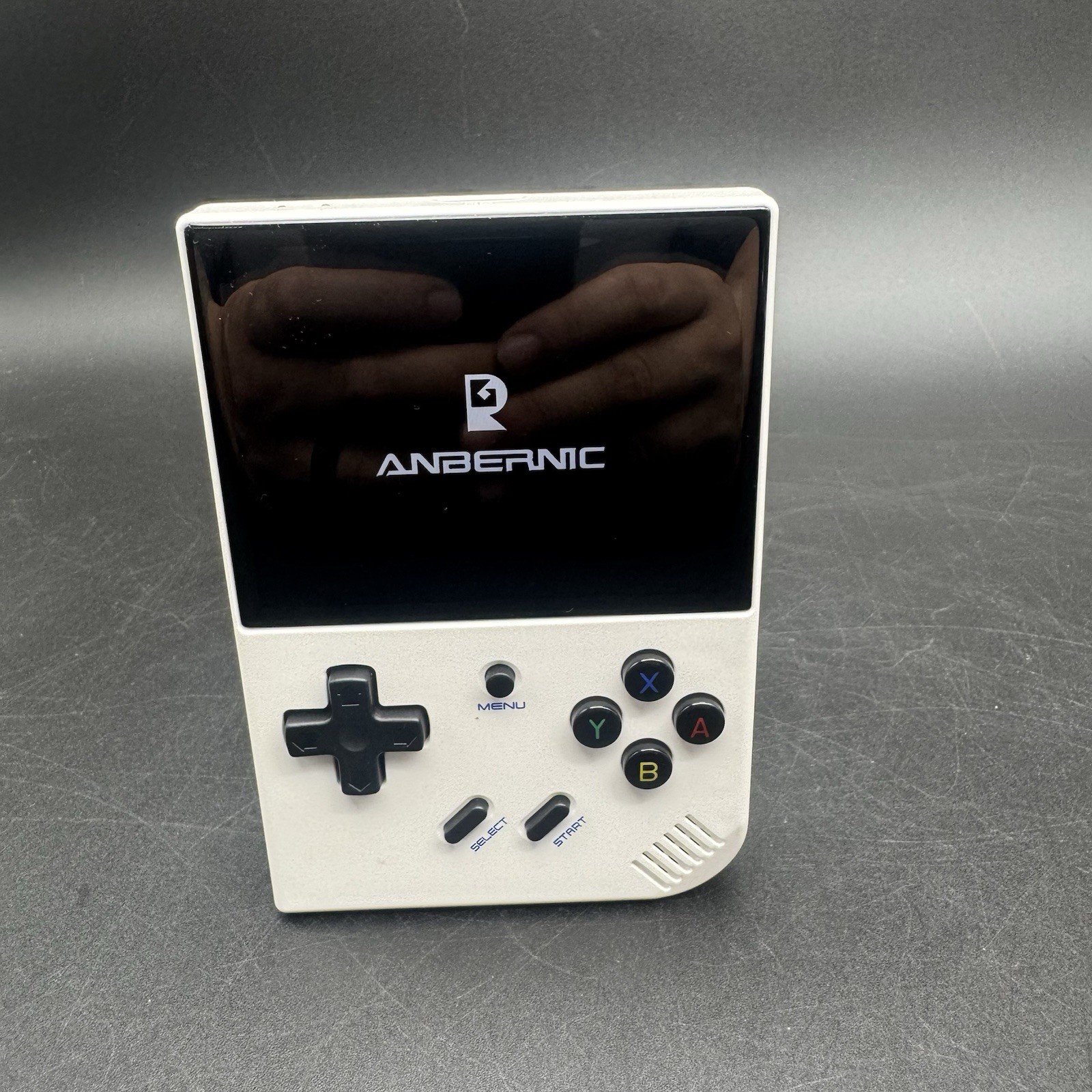 RG35XX Plus 2024 Anbernic White Retro Game Handheld Console W/ downloaded Games