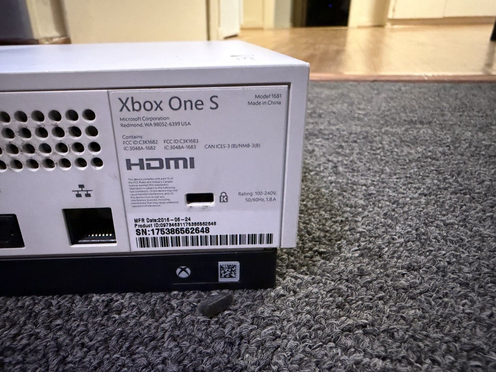 Xbox One S 2TB Console 1681 White, Shock Blue Controller, Power, HDMI, TESTED!