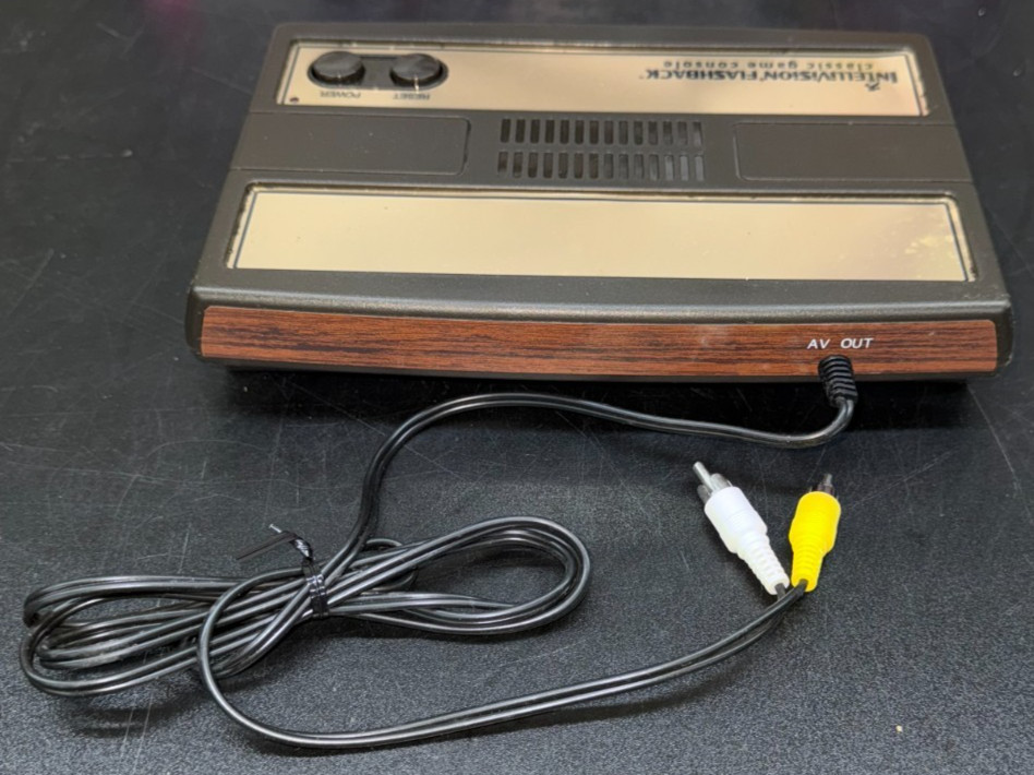 Intellivision Flashback Classic Game Console w 60 Built-In Games IN460