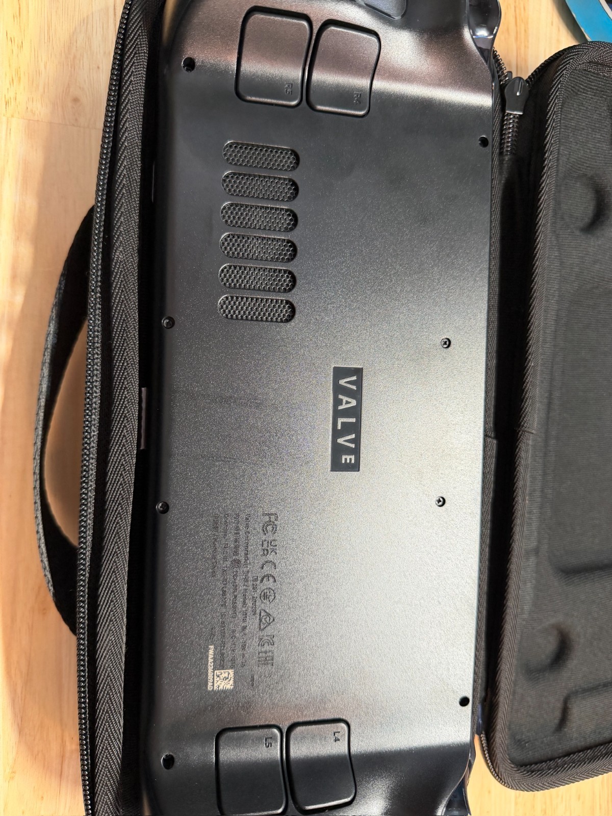 Valve Steam Deck Black 256GB LCD Gaming Monitor with Case