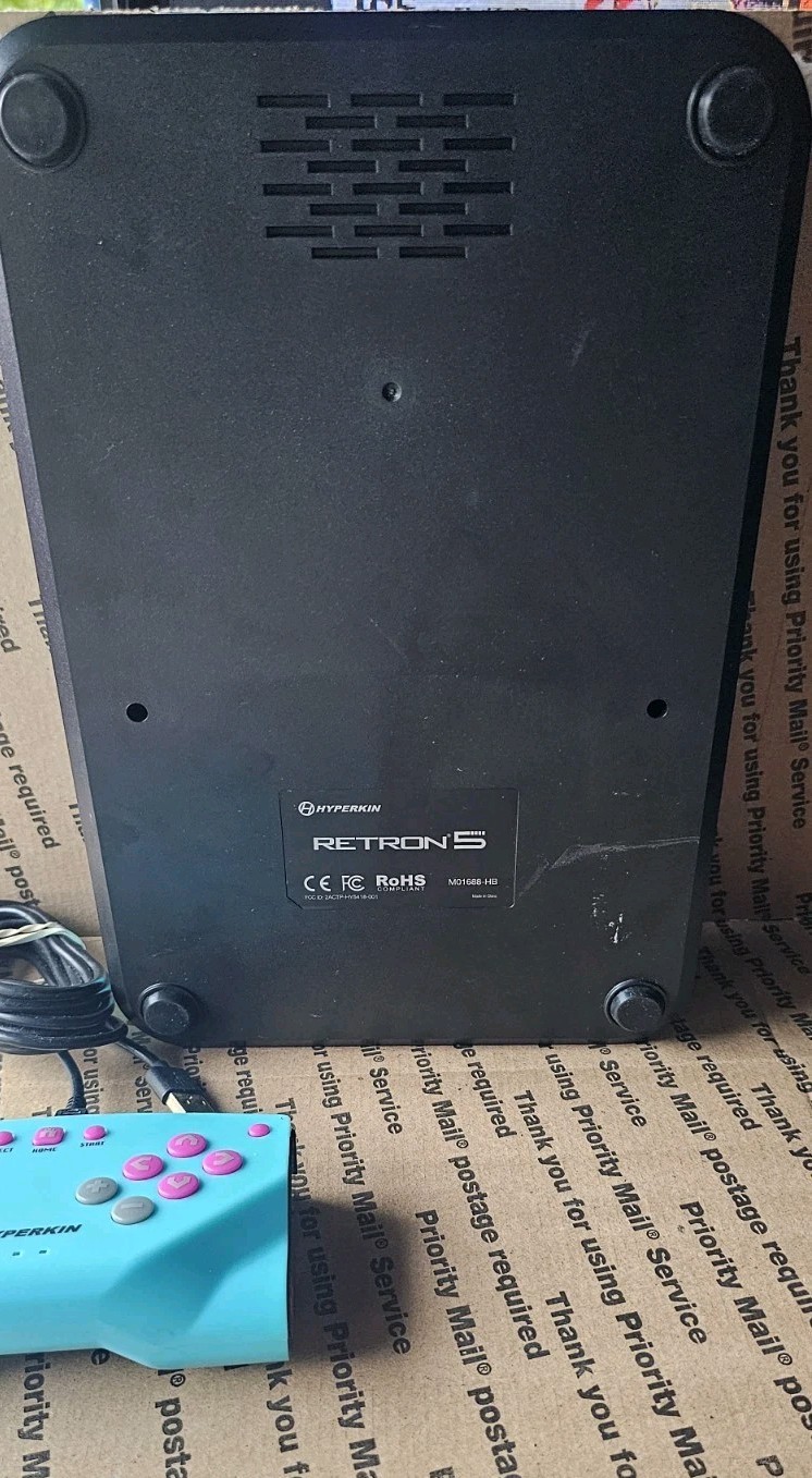 Hyperkin Retron 5 Console & Retron 5 Controller For PARTS or REPAIR Lot#4