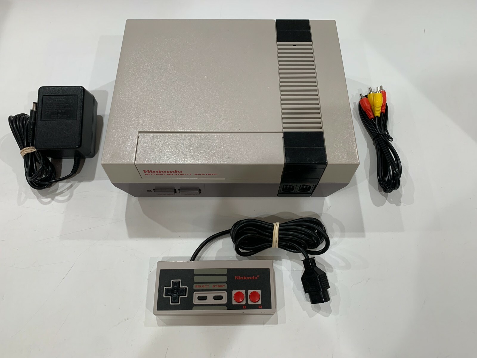 Original NES Nintendo System Console Brand New 72 Pin Authentic Tested Clean!