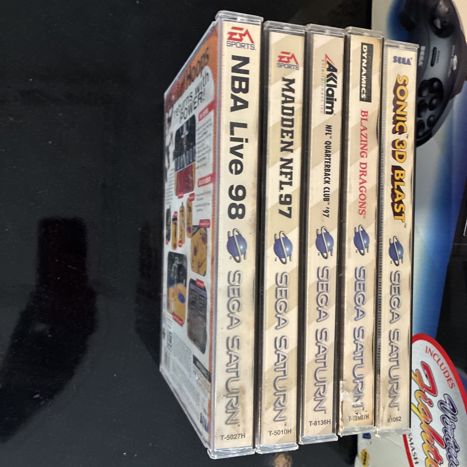 Sega Saturn – System Console Complete – Boxed 1 Controller + Cords and 5 games