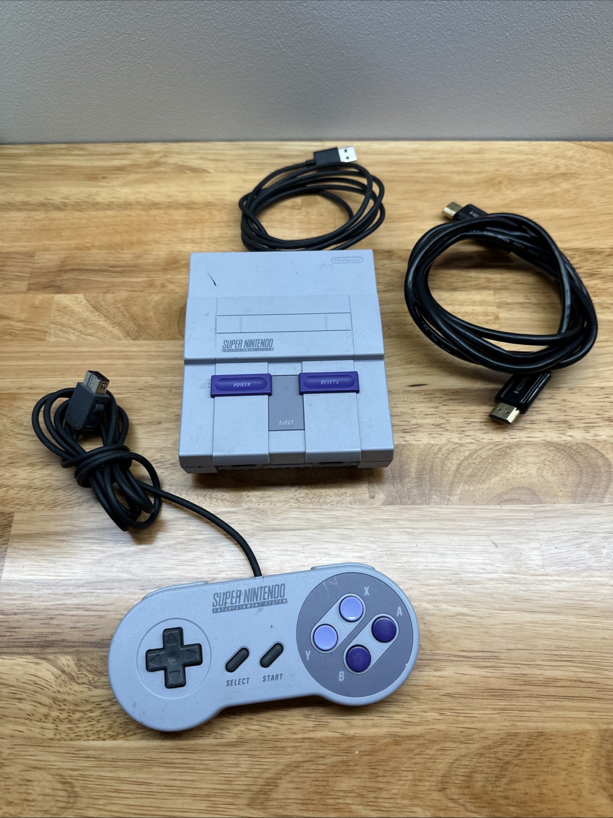 Nintendo SNES Classic Edition Console HDMI with Controller (Mini)