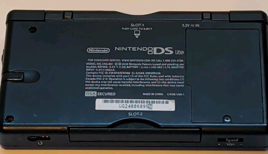 Blue Nintendo DS Lite W/ Stylus & 2 Games Tested NICE