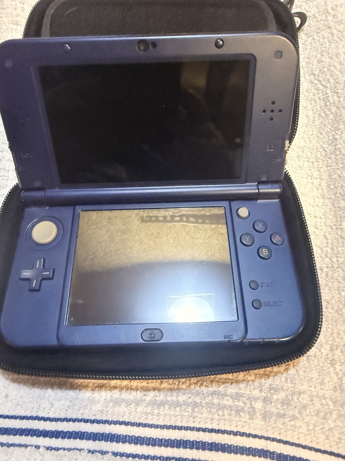 Nintendo 3DS XL Blue 3D Handheld Console 4GB NTSC-U/C w/ Mario Zip Case