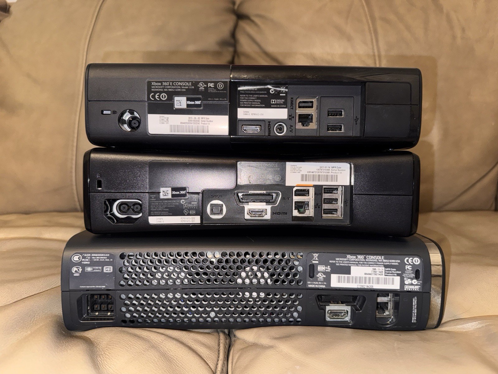 Bulk Lot x6 Xbox 360s With HDDs No Controllers Cords Or Games