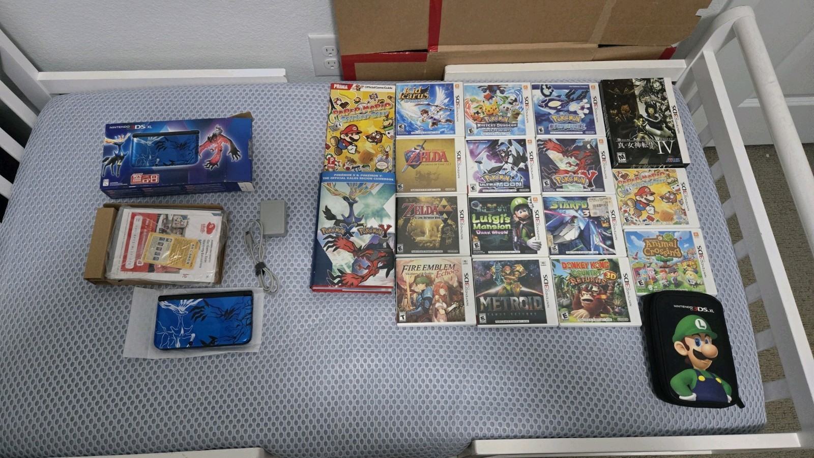 Nintendo 3DS XL Pokémon X/Y Limited Edition Bundle BOXED + 15 Games + 3DS Case