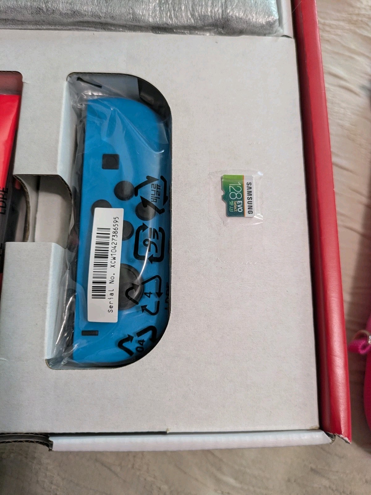 Nintendo Switch Console Neon Blue Red Joy-Con, Mario Kart 8 Deluxe Ed, 121634