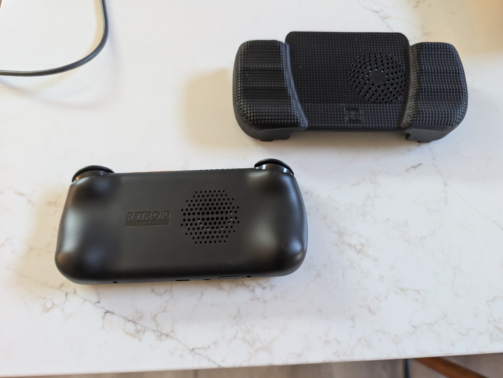 Retroid Pocket Mini v2 handheld, Broken R1 Button, All Other Components Working