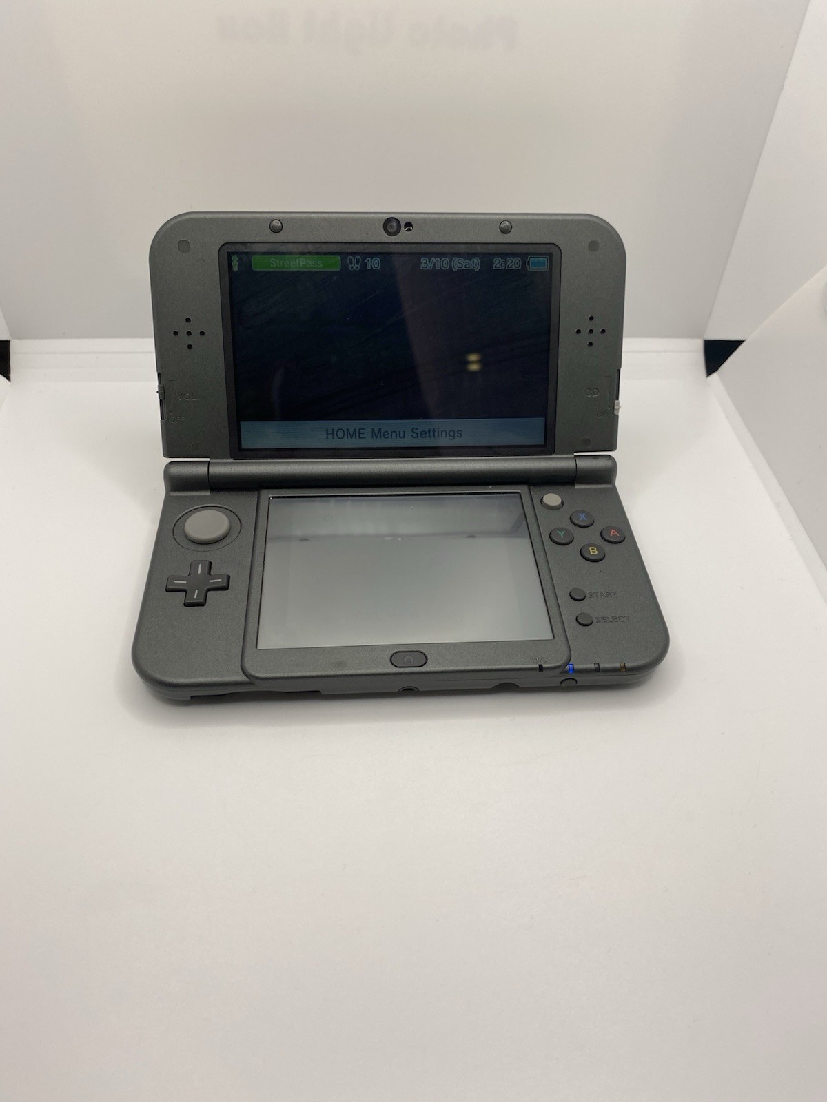 Nintendo 3DS XL Handheld System Grey Used But In Good Condition