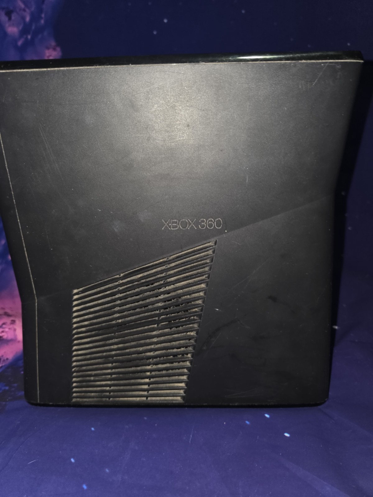 2 Microsoft Xbox 360 selling for parts. none tested