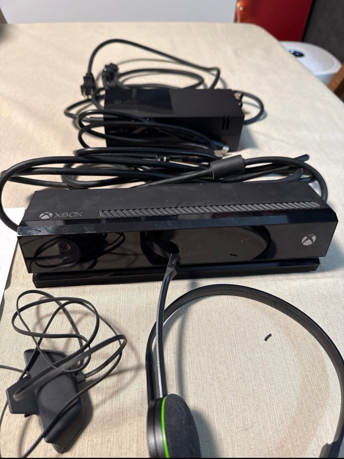 Xbox One 500 GB Titanfall Bundle Black Console (game not included)